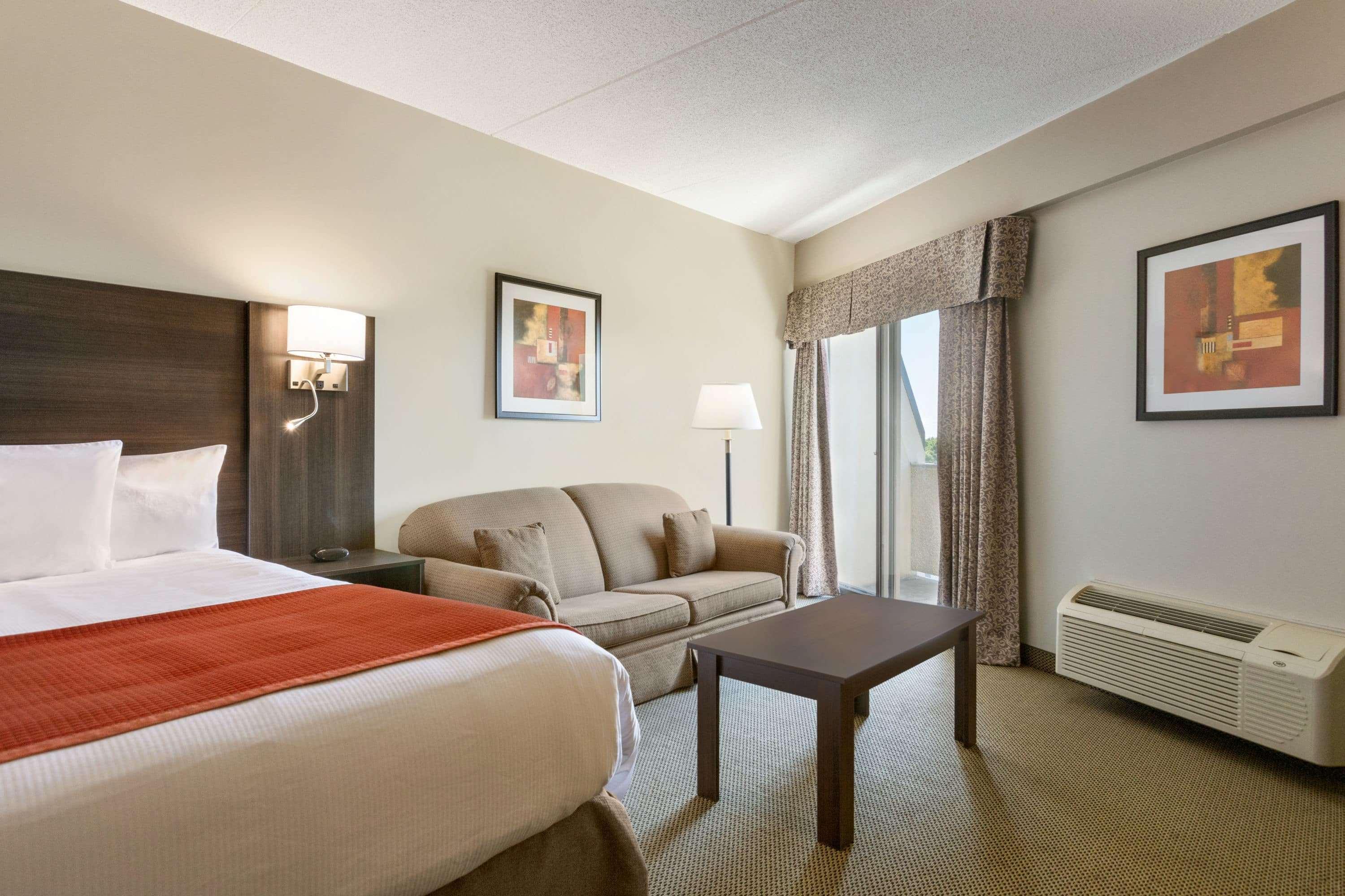 Travelodge Hotel by Wyndham Kingston Lasalle Eksteriør billede